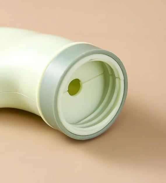 💥Multi-use Cleaning Brush Can Be Connected To Mineral Water Bottle