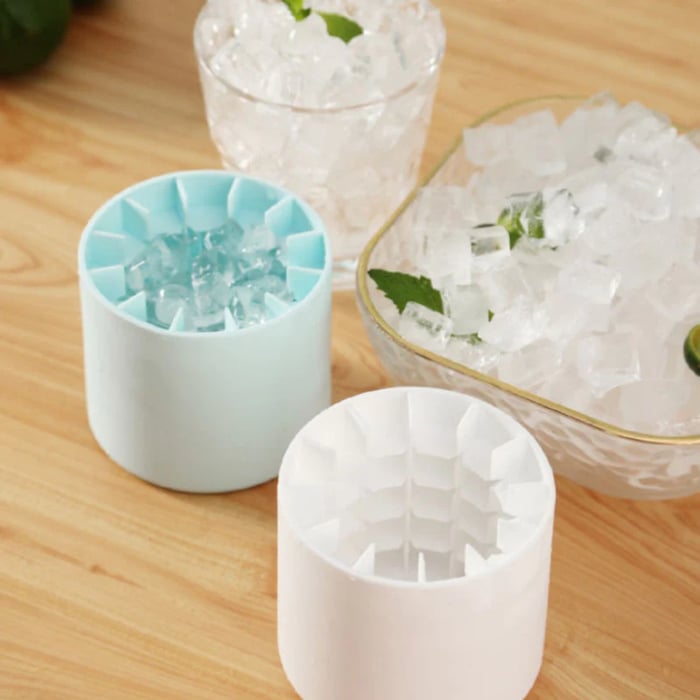 Cylindrical Silicone Ice Cube Tray